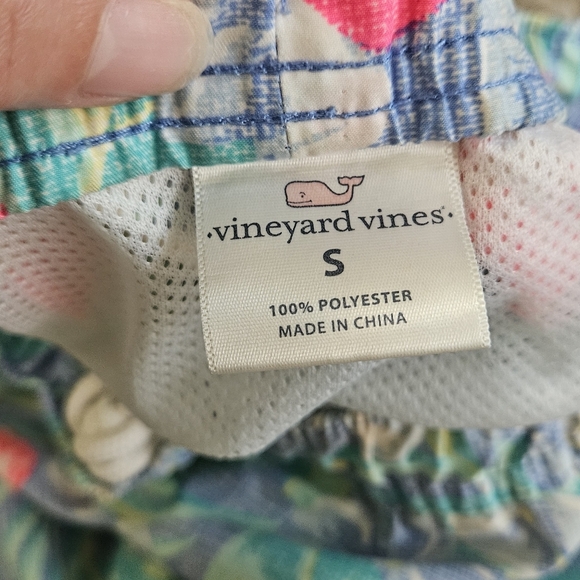 VINEYARD VINES 7" Printed Chappy Trunks Floral Tide Blue/pink Multi. Size Small - Picture 2 of 9